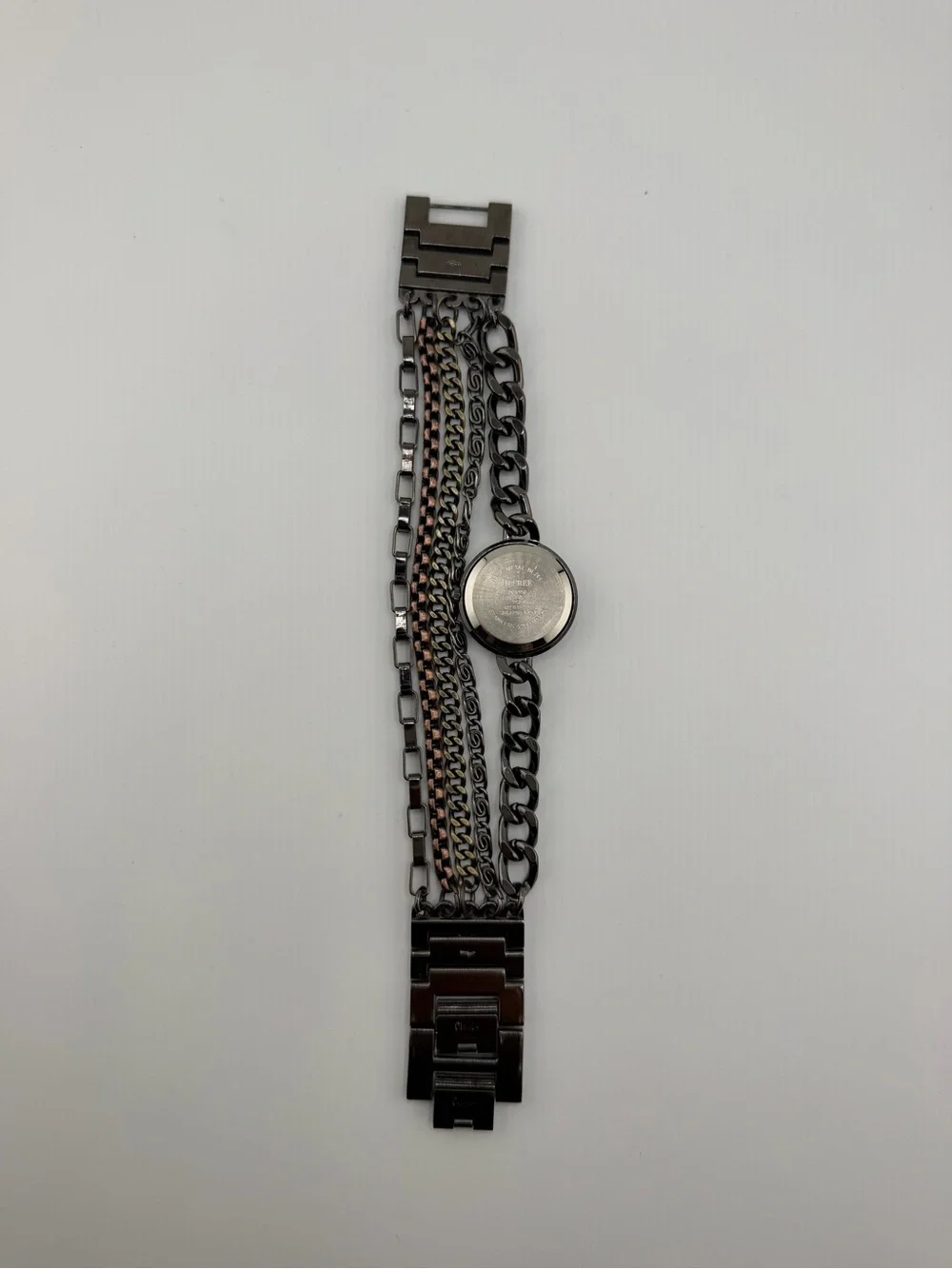 N/A layered chain